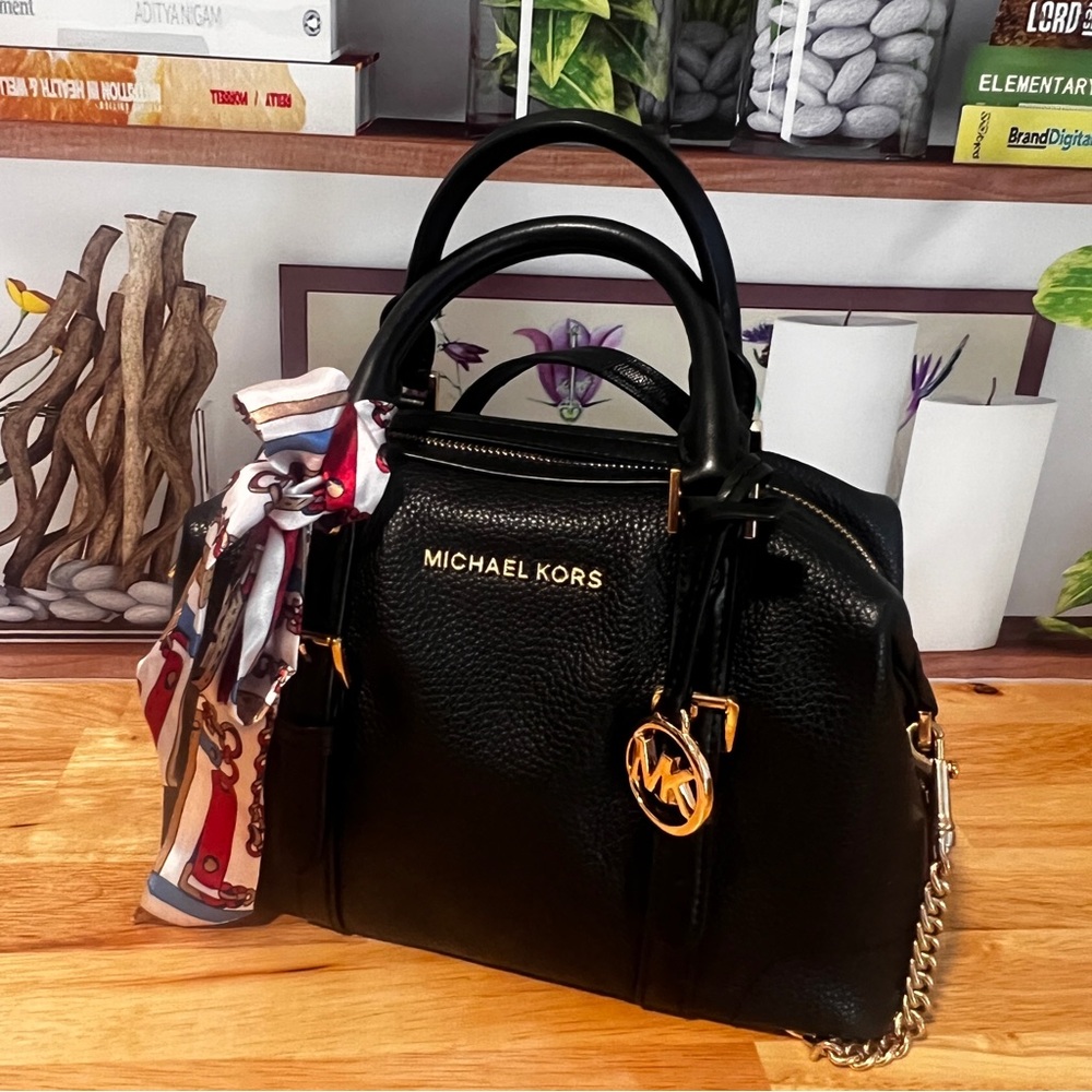 Michael Kors Bedford Black Pebbled Leather Crossbody Top Handle Bag - Picture 10 of 10